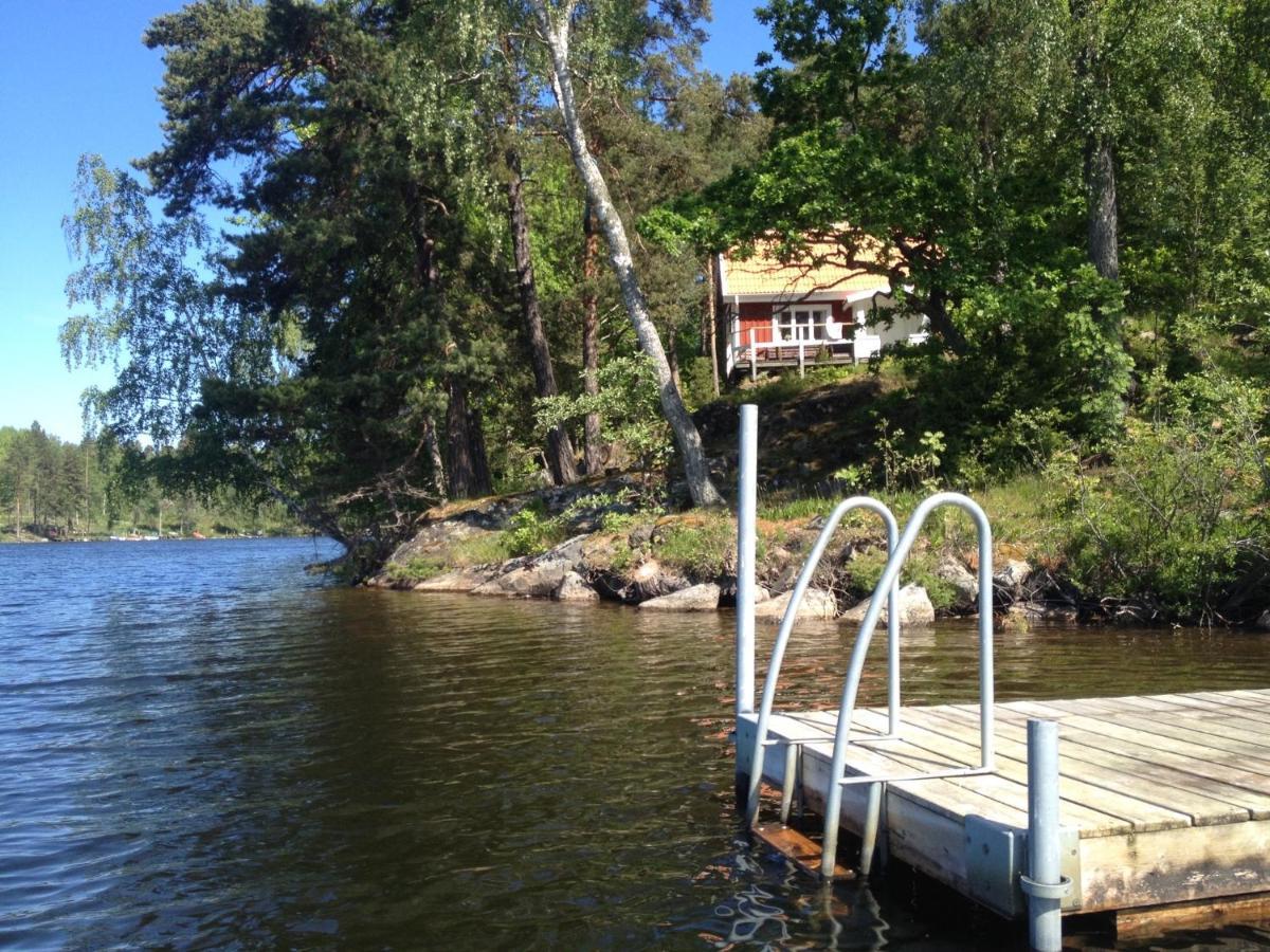 Sjoestuga Vid Bunn Graenna - Uddastugan Exterior photo