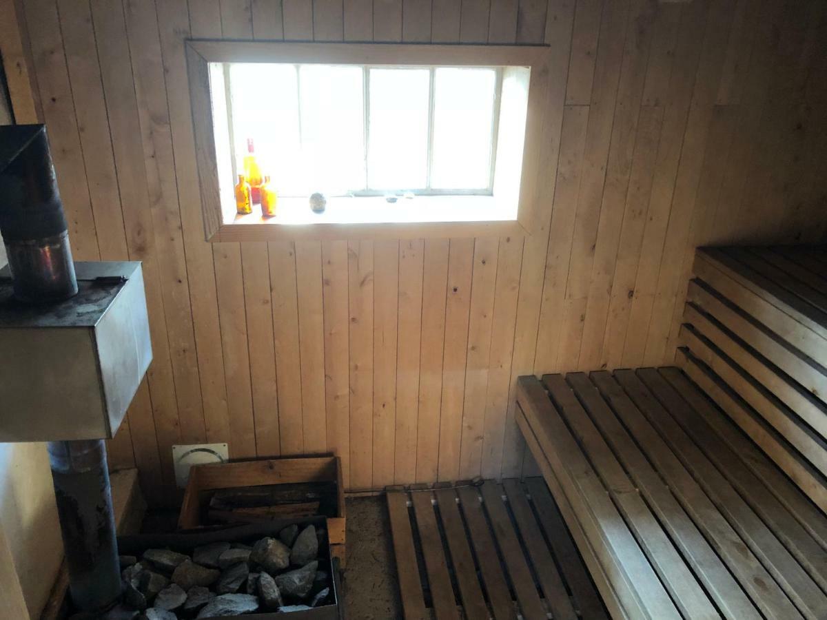 Sjoestuga Vid Bunn Graenna - Uddastugan Exterior photo